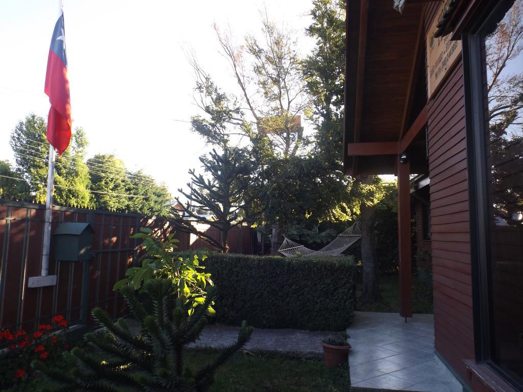 Hostal El Nogal Pucon Exterior photo