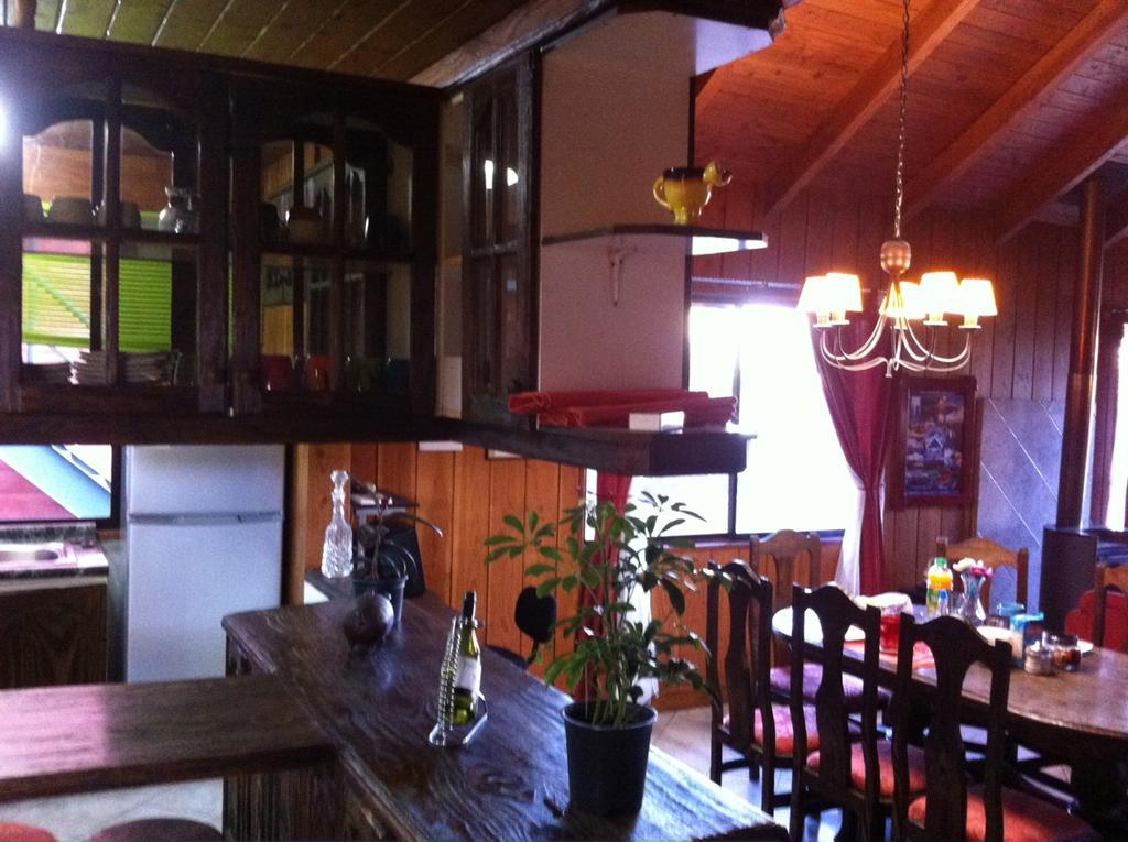 Hostal El Nogal Pucon Exterior photo