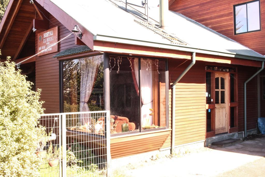 Hostal El Nogal Pucon Exterior photo