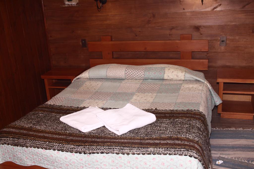 Hostal El Nogal Pucon Exterior photo