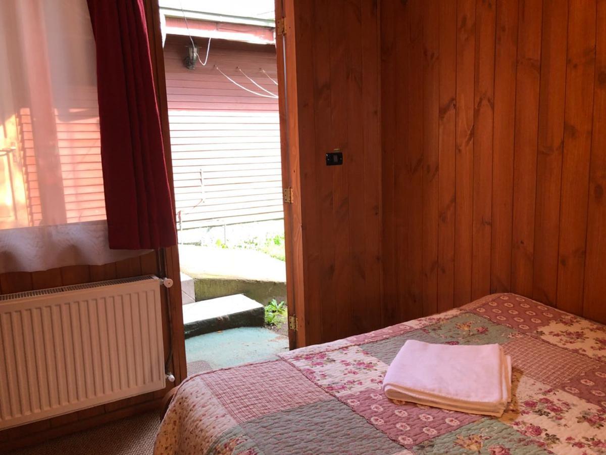 Hostal El Nogal Pucon Exterior photo